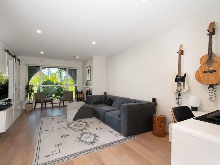 101-1166 W 6th Avenue, Vancouver, BC, V6H 1A4 - 2