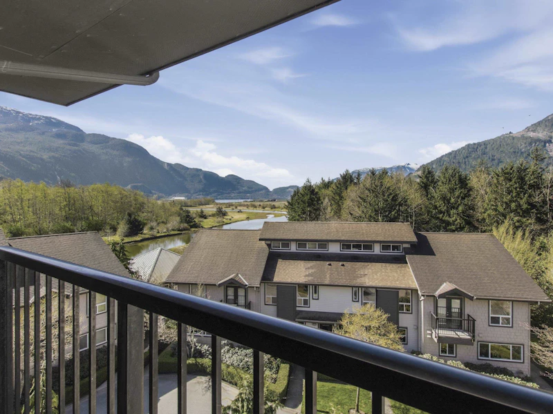 406 - 1212 Main Street, Squamish BC V8B 0S1