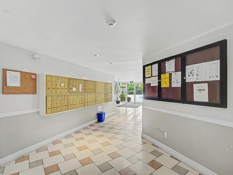 315-9299 121 Street, Surrey, BC, V3V 7X8 - 4