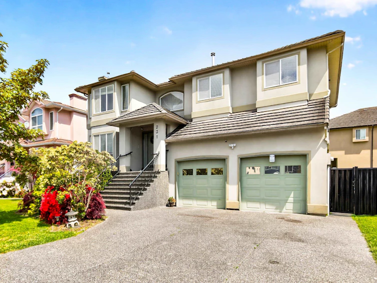 231 Suzuki Street, New Westminster, BC, V3M 6X2