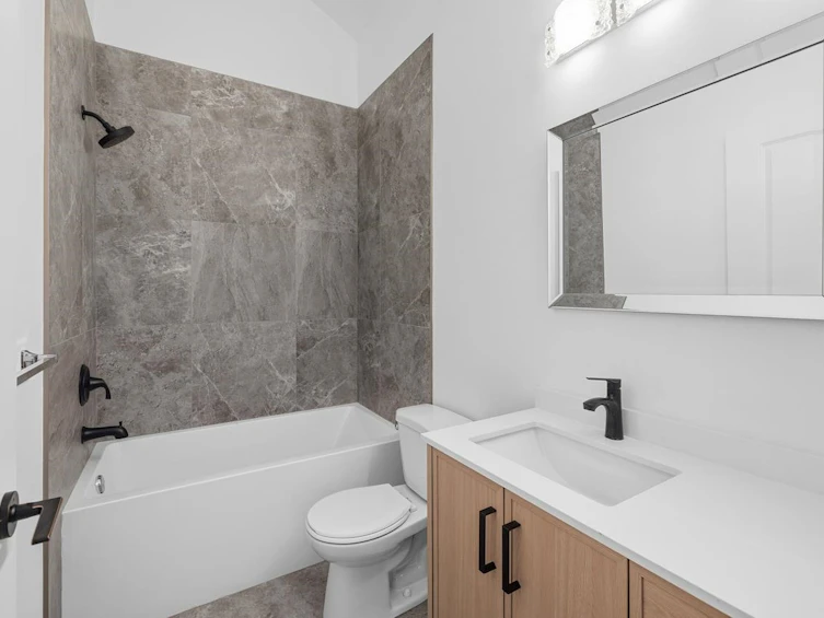 12682 Crescent Road, Surrey, BC, V4A 2V5 - 26