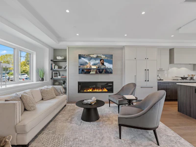 4-1860 Moore Avenue - 2