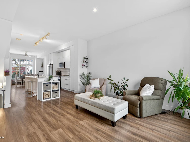 44-3552 Victoria Drive, Coquitlam, BC, V3E 0N7 - 8