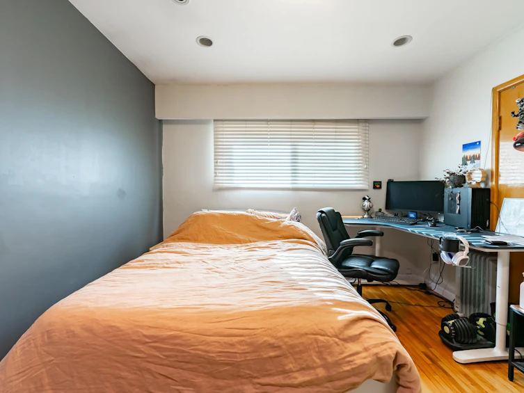 3654 E 25th Avenue, Vancouver, BC, V5R 1K5 - 3