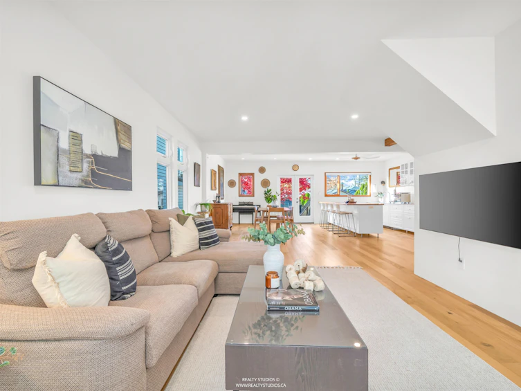 4379 Welwyn Street, Vancouver, BC, V5N 3Z3 - 7