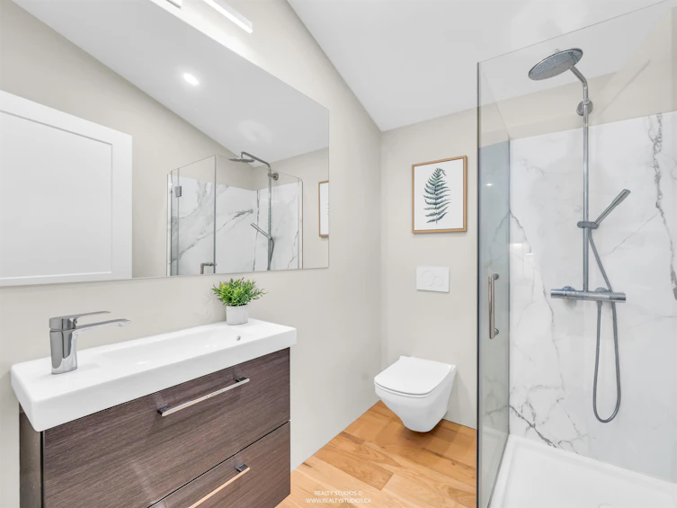 4379 Welwyn Street, Vancouver, BC, V5N 3Z3 - 13