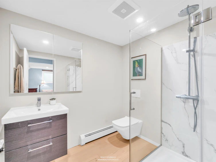 4379 Welwyn Street, Vancouver, BC, V5N 3Z3 - 25