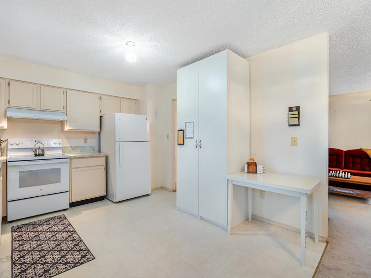 1632 Como Lake Avenue, Coquitlam, BC, V3J 3P6 - 6