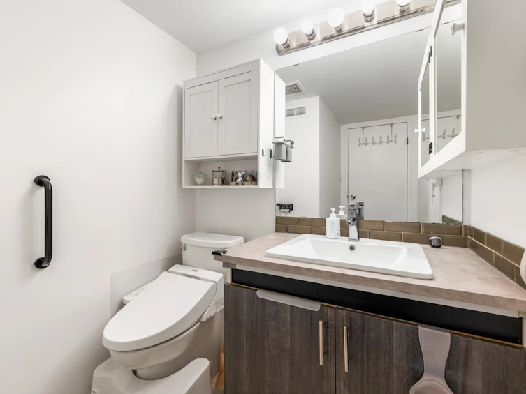 304-7100 Gilbert Road, Richmond, BC, V7C 5C3 - 12