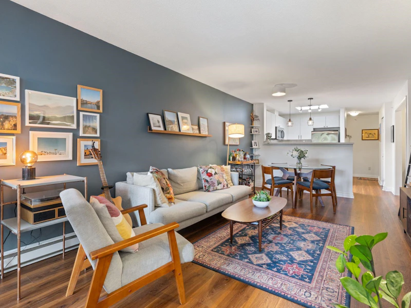404 - 2741 E Hastings Street, Vancouver BC V5K 1Z8