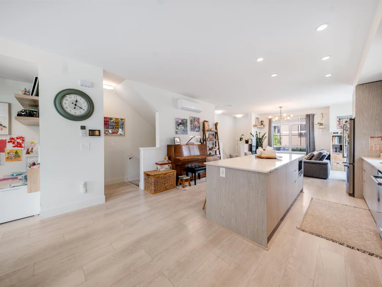 82-2075 Oak Meadows Drive, Surrey, BC, V3Z 1J6 - 8
