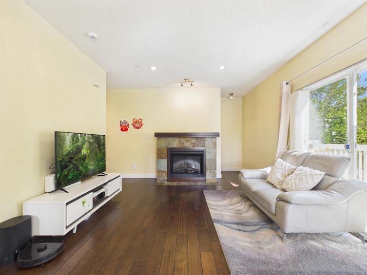 141-7388 Macpherson Avenue, Burnaby, BC, V5J 0A1 - 5