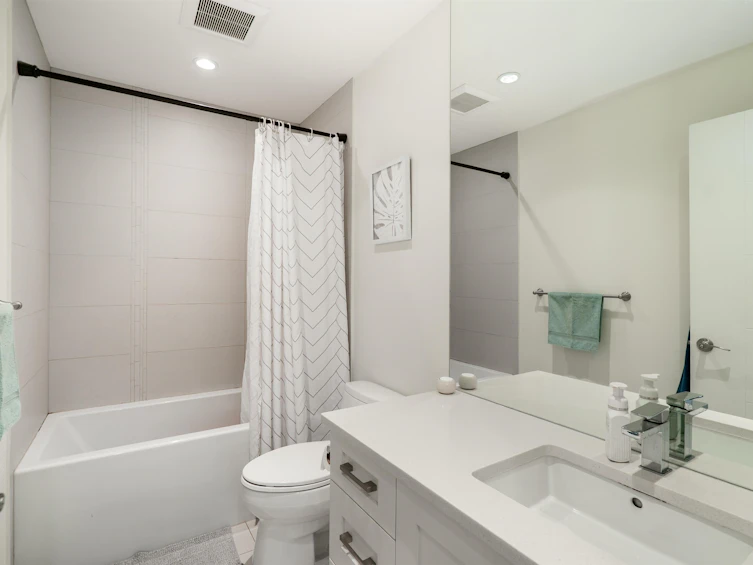 1056 Dansey Avenue, Coquitlam, BC, V3K 3H3 - 15