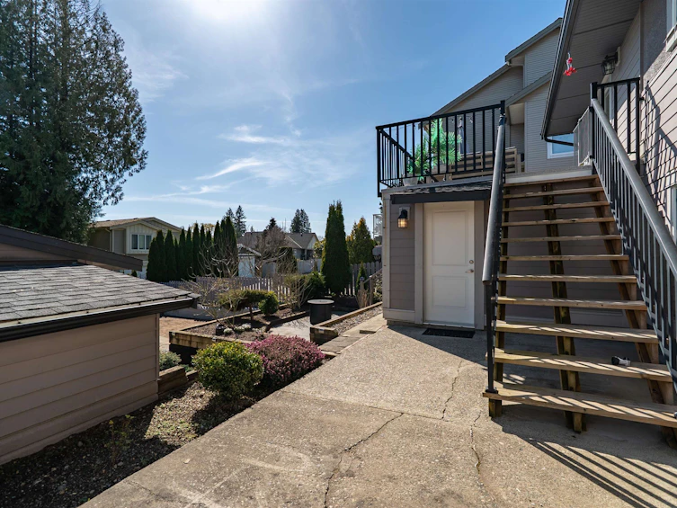 1056 Dansey Avenue, Coquitlam, BC, V3K 3H3 - 24