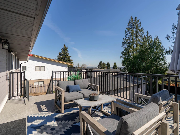 1056 Dansey Avenue, Coquitlam, BC, V3K 3H3 - 18