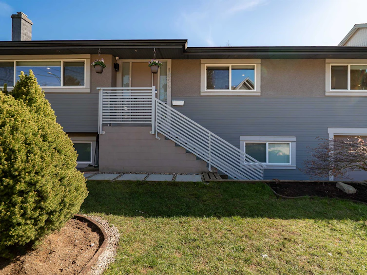 1056 Dansey Avenue, Coquitlam, BC, V3K 3H3 - 21
