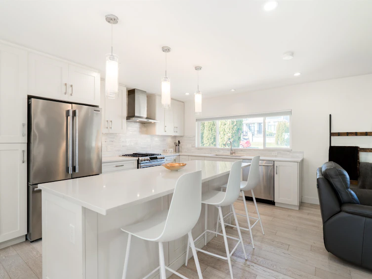 1056 Dansey Avenue, Coquitlam, BC, V3K 3H3 - 4