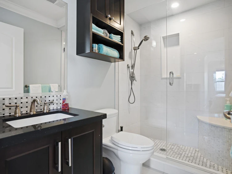 675 Clare Avenue, Burnaby, BC, V5B 4L5 - 21