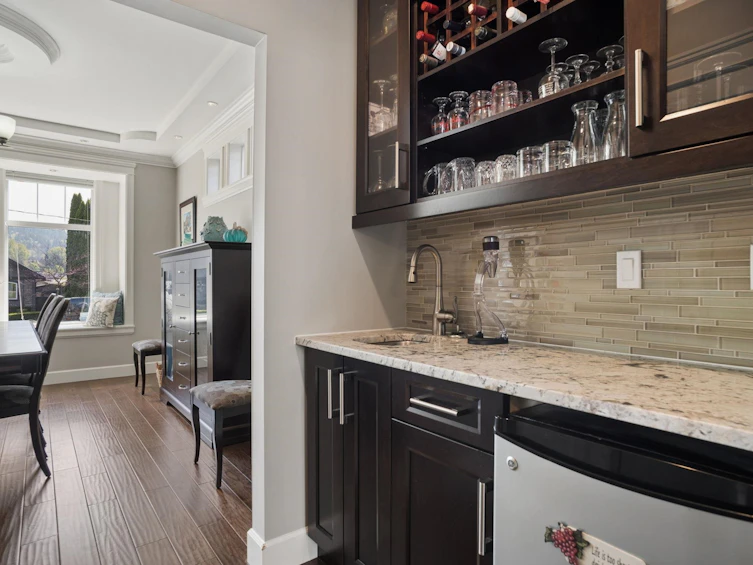 675 Clare Avenue, Burnaby, BC, V5B 4L5 - 11
