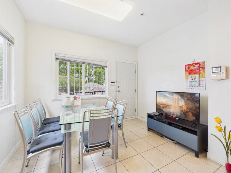 5345 Wales Street, Vancouver, BC, V5R 3M7 - 23