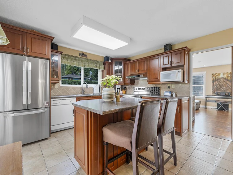 3604 Mcrae Crescent, Port Coquitlam, BC, V3B 4P1 - 3