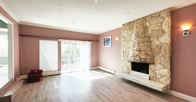 Upper Level-3847 Prospect Road, North Vancouver, BC, V7N 4H1 - 9