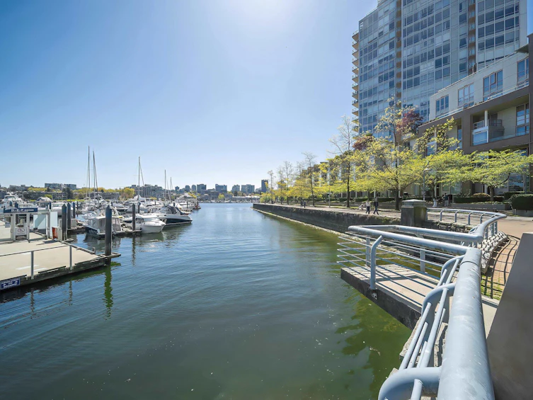 902-1199 Marinaside Crescent, Vancouver, BC, V6Z 2Y2 - 33