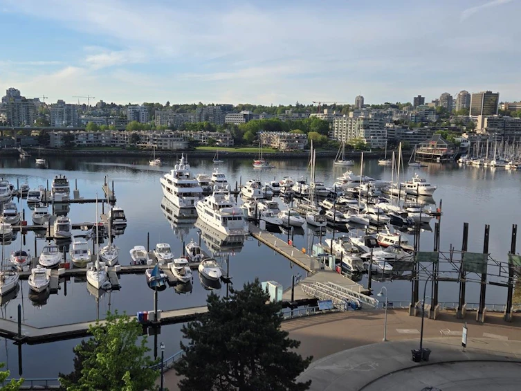 902-1199 Marinaside Crescent, Vancouver, BC, V6Z 2Y2 - 2
