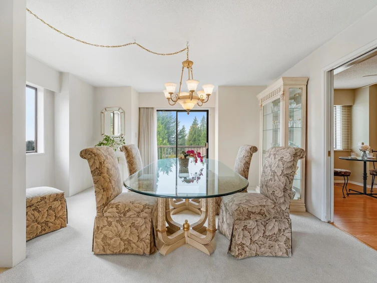 8355 Nelson Avenue, Burnaby, BC, V5J 4E8 - 5