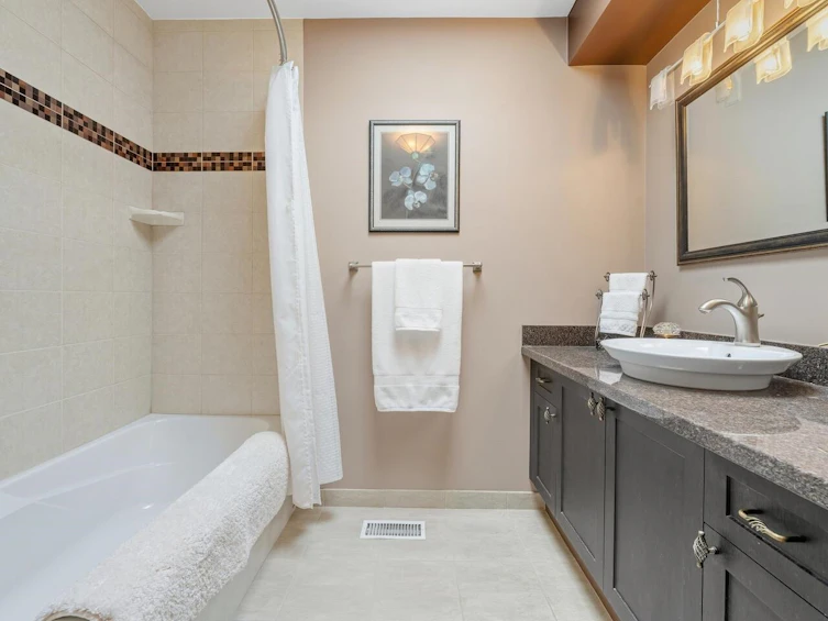 8355 Nelson Avenue, Burnaby, BC, V5J 4E8 - 23