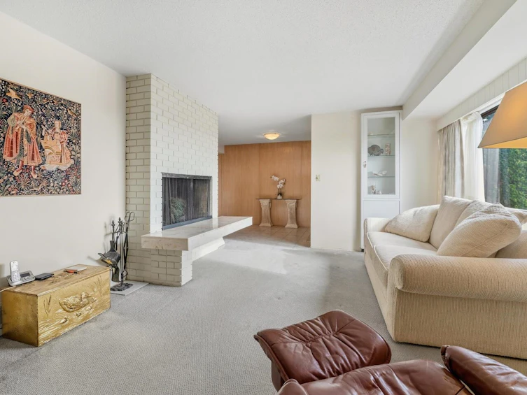 8355 Nelson Avenue, Burnaby, BC, V5J 4E8 - 12