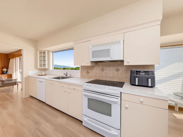 875 Eyremount Drive, West Vancouver, BC, V7S 2B2 - 14