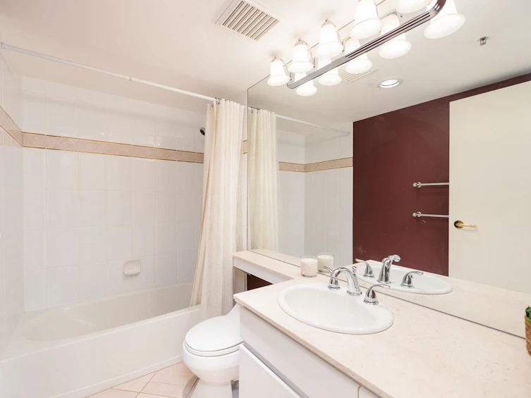 12C-338 Taylor Way, West Vancouver, BC, V7T 2Y1 - 16