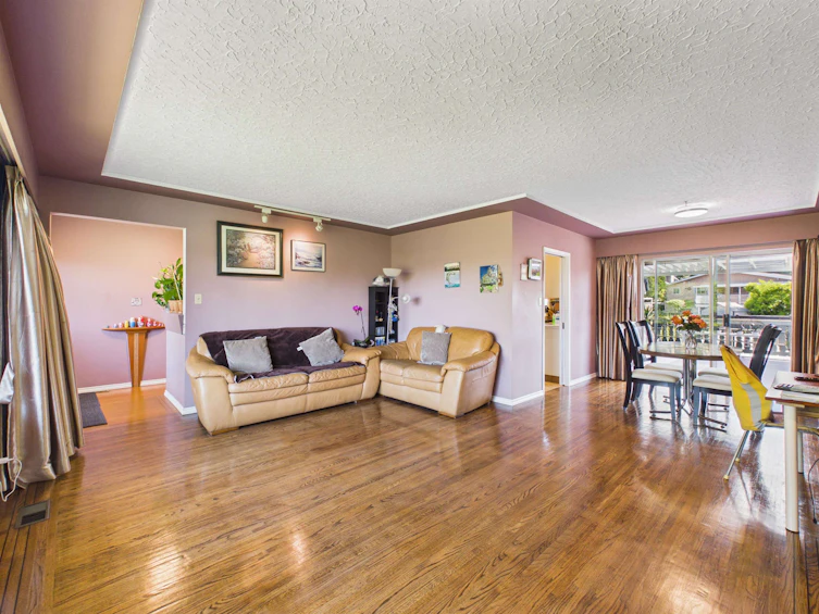 2336 Kensington Avenue, Burnaby, BC, V5B 4E2 - 5