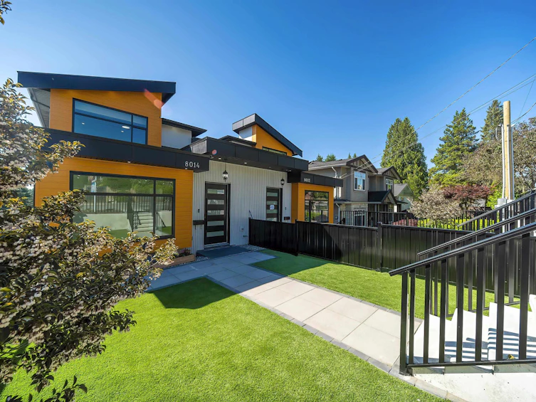 8014 11th Avenue, Burnaby, BC, V3N 2N7 - 2