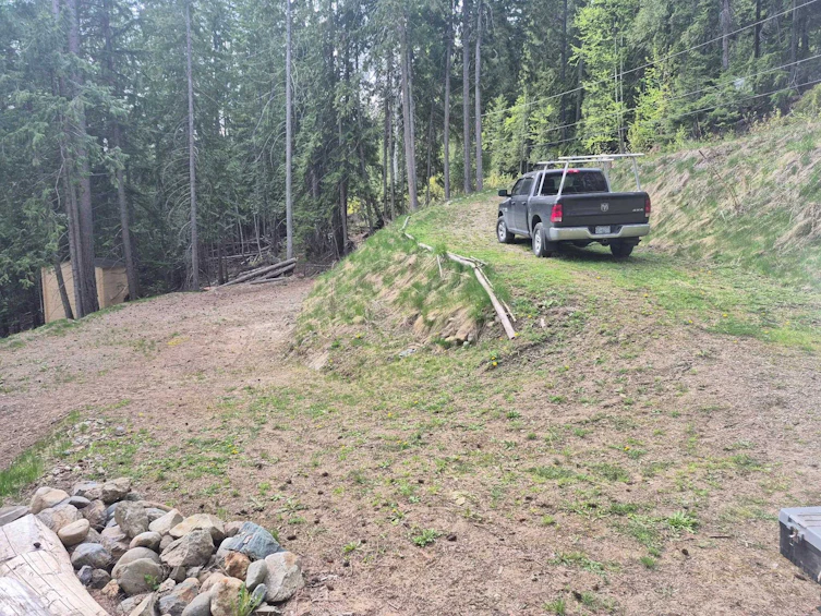 2818 Vickers Trail, Anglemont, BC, V0E 1M8 - 5