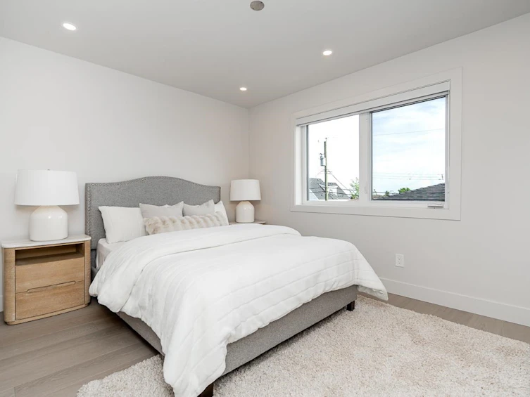 48 E 57th Avenue, Vancouver, BC, V5X 1S4 - 10