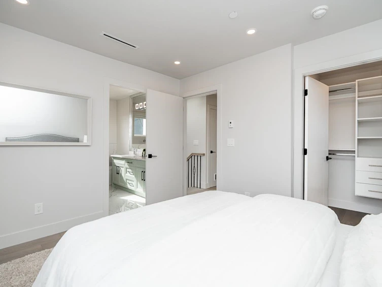 48 E 57th Avenue, Vancouver, BC, V5X 1S4 - 20