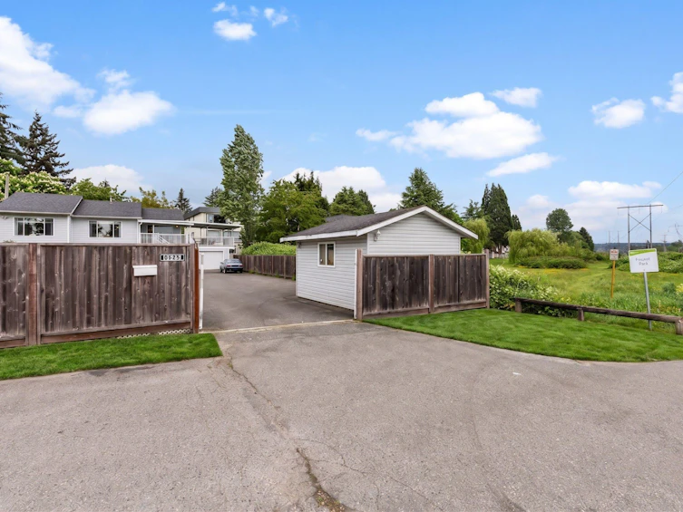 12649 89 Avenue, Surrey, BC, V3V 1A5 - 35