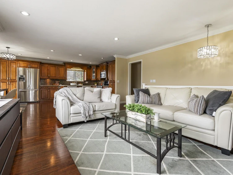 12649 89 Avenue, Surrey, BC, V3V 1A5 - 3