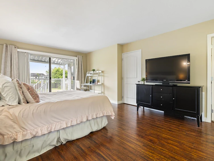 12649 89 Avenue, Surrey, BC, V3V 1A5 - 11