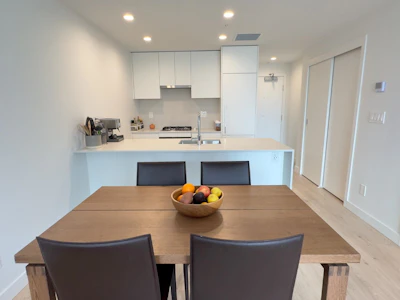 2407-2181 Madison Avenue - 2