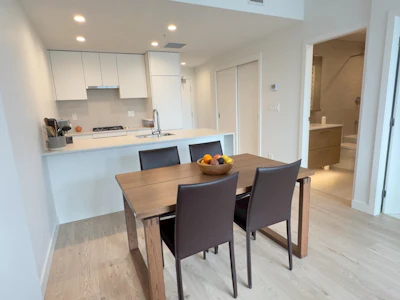 2407-2181 Madison Avenue - 3