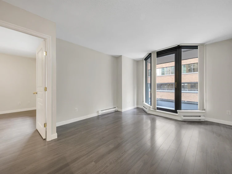 309-1189 Howe Street, Vancouver, BC, V6Z 2X4 - 2