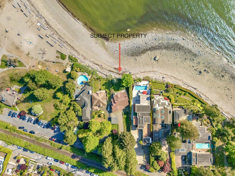 2560 Bellevue Avenue, West Vancouver, BC, V7V 1E4