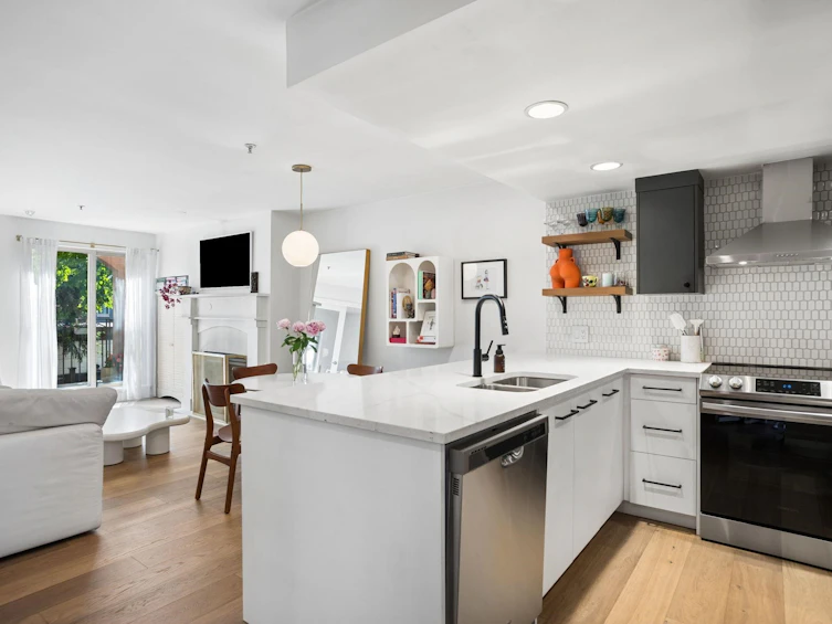 15-3036 W 4th Avenue, Vancouver, BC, V6K 1R4 - 8