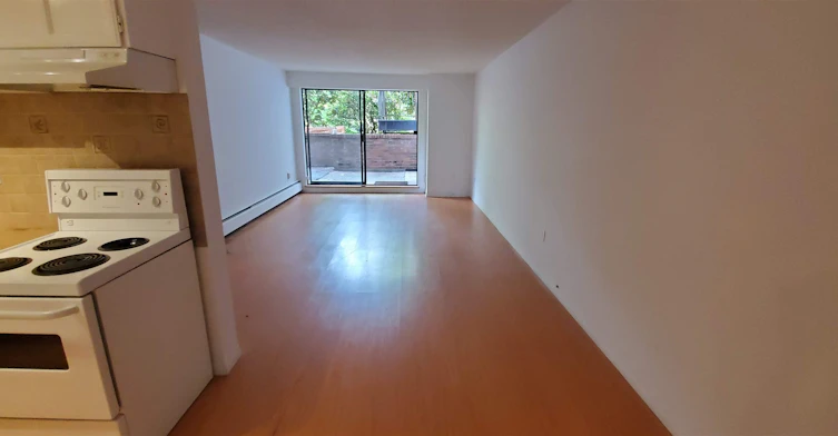 1FL-588 E 5th Avenue, Vancouver, BC, V5T 4H6 - 2