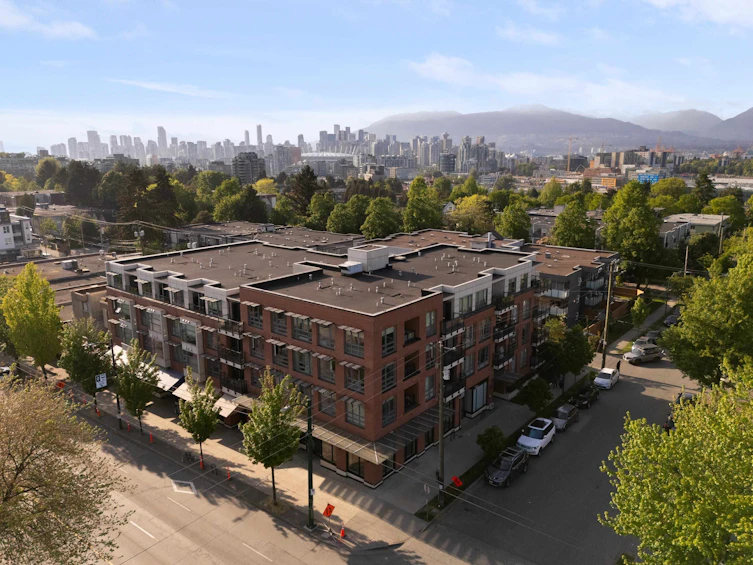 309-2477 Carolina Street, Vancouver, BC, V5T 0G8