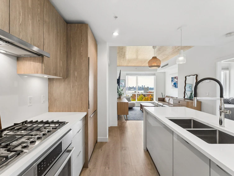 603-108 E 8th Street, North Vancouver, BC, V7L 0H1 - 8