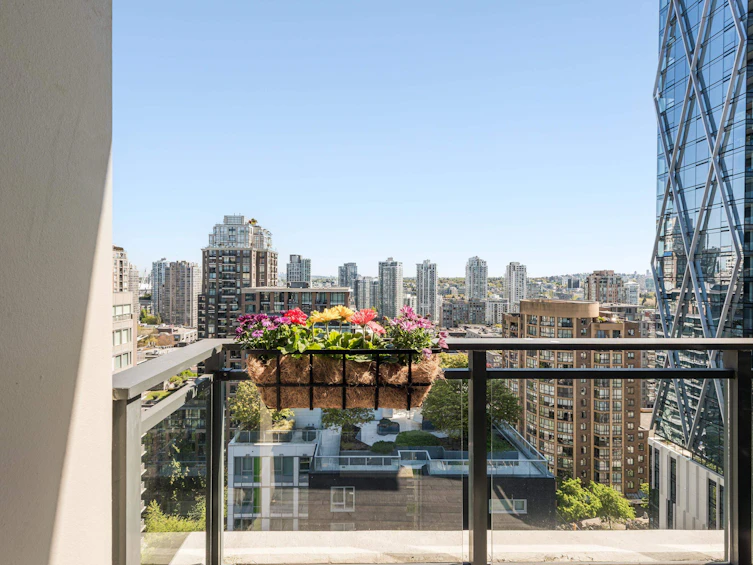 PH10-1082 Seymour Street, Vancouver, BC, V6B 1X9 - 17